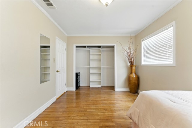 1933 W 147th Street, Gardena CA: https://media.crmls.org/medias/485f4407-0387-4c0f-8a9e-643feb99c919.jpg