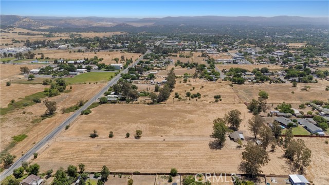 857 Nelson Avenue, Oroville CA: https://media.crmls.org/medias/485fab1b-30d4-4ec7-b593-5febaada7d9d.jpg