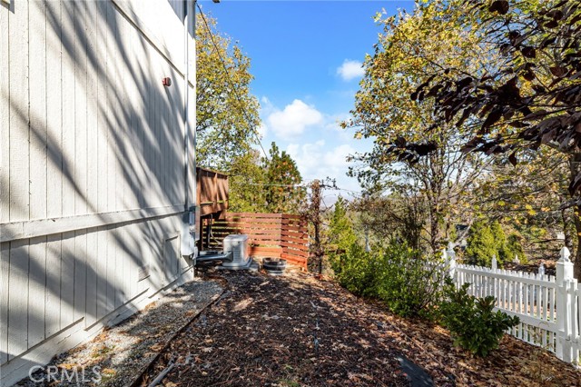 Detail Gallery Image 40 of 45 For 1158 Klondike, Lake Arrowhead,  CA 92352 - 4 Beds | 2/1 Baths