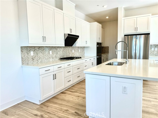 Detail Gallery Image 10 of 48 For 9331 Astor, Irvine,  CA 92618 - 3 Beds | 3/1 Baths