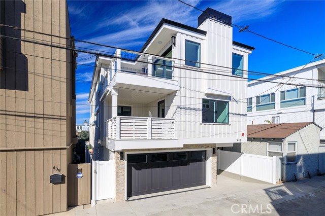 413 21st Place, Manhattan Beach, California 90266, 3 Bedrooms Bedrooms, ,3 BathroomsBathrooms,Residential,Sold,21st,SB24173325