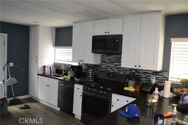 Detail Gallery Image 4 of 24 For 3970 Strang St, Los Angeles,  CA 90063 - 2 Beds | 1 Baths