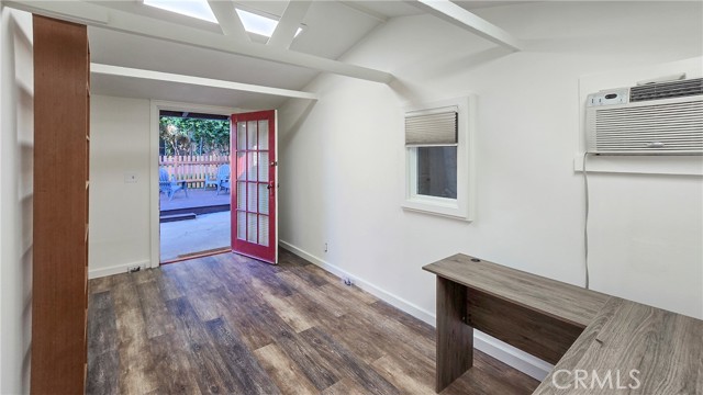 Detail Gallery Image 33 of 49 For 11064 Plainview, Tujunga,  CA 91042 - 4 Beds | 1 Baths