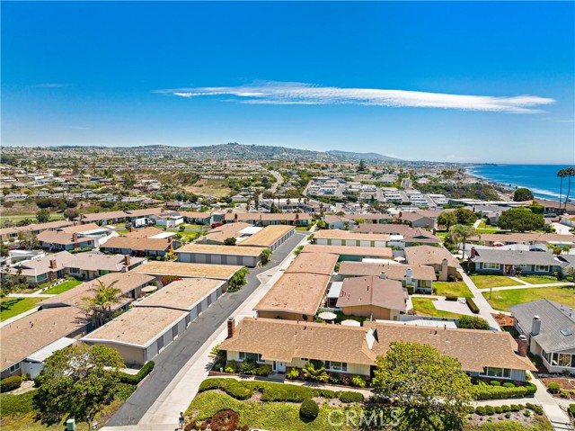 201 Monte Vista, San Clemente CA: https://media.crmls.org/medias/4862531c-2508-44b6-a00c-97f2806ae39f.jpg