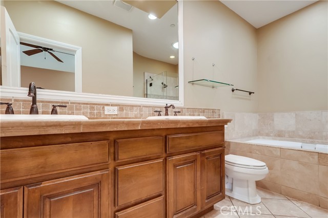 Detail Gallery Image 22 of 25 For 2620 Grant Ave #B,  Redondo Beach,  CA 90278 - 4 Beds | 2/1 Baths