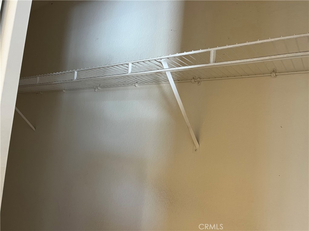 https://media.crmls.org/medias/48635200-c7db-47bb-b6d3-fd6cb7a77b17.jpg?preset=X-Large