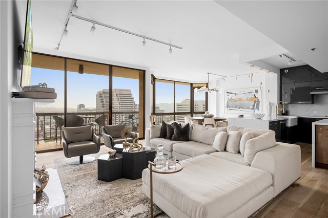 Detail Gallery Image 7 of 65 For 222 Monterey Rd #1603,  Glendale,  CA 91206 - 2 Beds | 2 Baths