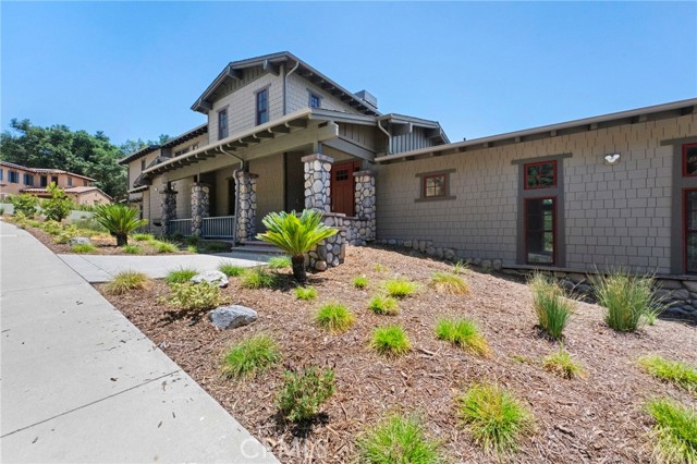 Detail Gallery Image 3 of 27 For 600 Baldwin Ct, Sierra Madre,  CA 91024 - 4 Beds | 4/1 Baths