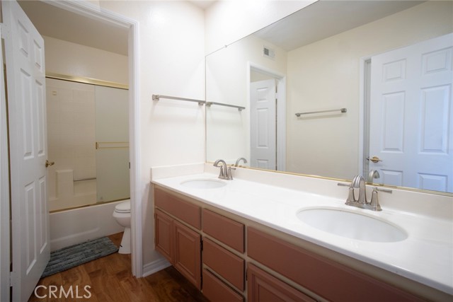 Detail Gallery Image 49 of 55 For 1215 Date Palm Dr, Palmdale,  CA 93551 - 4 Beds | 3 Baths