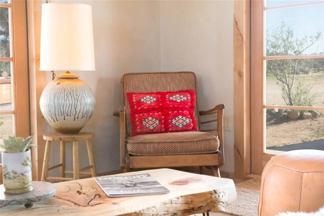 Detail Gallery Image 4 of 65 For 3535 Olympic Rd, Joshua Tree,  CA 92252 - 1 Beds | 2 Baths