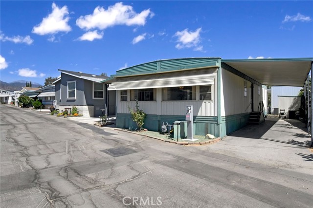 Detail Gallery Image 6 of 33 For 840 Foothill Blvd. #99,  Azusa,  CA 91702 - 2 Beds | 2 Baths
