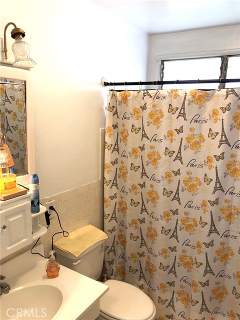 Detail Gallery Image 28 of 42 For 8808 Olive, Bellflower,  CA 90706 - 3 Beds | 2 Baths