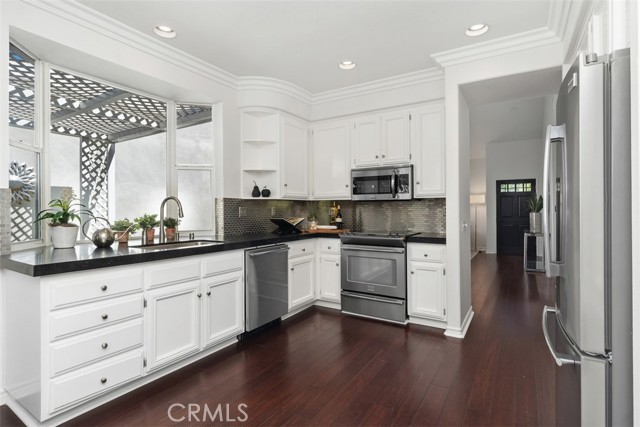 Detail Gallery Image 10 of 50 For 21249 Cancun, Mission Viejo,  CA 92692 - 2 Beds | 2 Baths