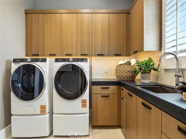 Image 51 of 52 For 533 Big Sur  