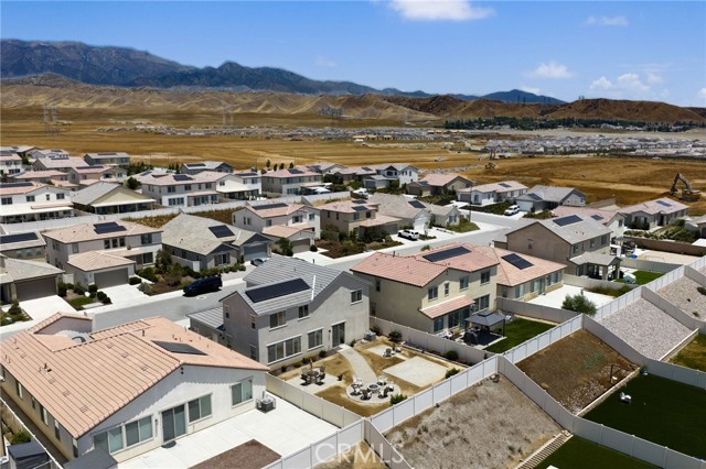 5756 Quicksilver Way, Banning CA: https://media.crmls.org/medias/486aa8e5-6bd5-49fb-a0d9-96f3a5698563.jpg