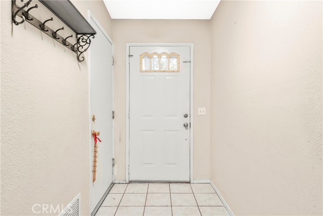 2011 W Avenue K10, Lancaster CA: https://media.crmls.org/medias/486af77a-2f51-419d-9ad9-d7ca8751e93b.jpg