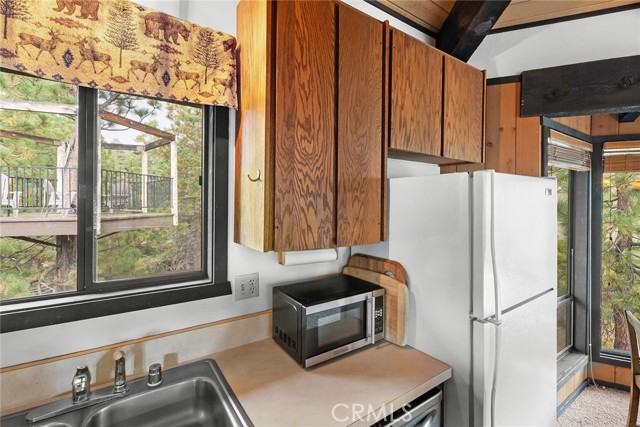 1281 Sand Canyon, Big Bear Lake CA: https://media.crmls.org/medias/486b0eb7-864f-4705-8c6a-e3703890555a.jpg