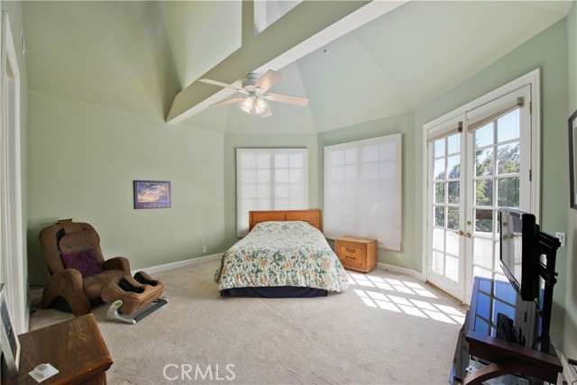 Detail Gallery Image 25 of 39 For 9506 Hunt Club, Chatsworth,  CA 91311 - 5 Beds | 5/1 Baths