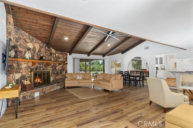 Detail Gallery Image 13 of 71 For 37790 Los Alamos Rd, Murrieta,  CA 92563 - 3 Beds | 2/1 Baths