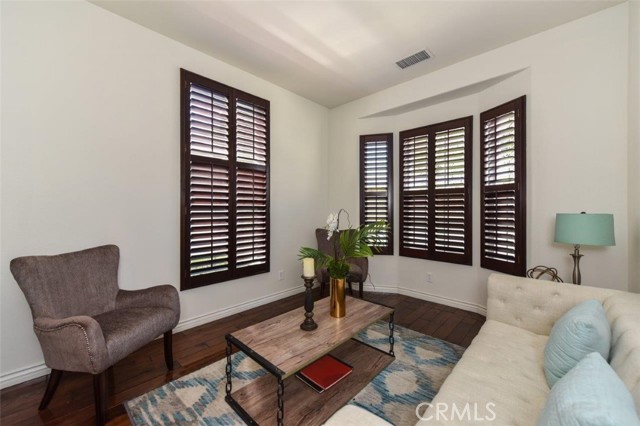 Detail Gallery Image 7 of 26 For 20 Larchwood, Irvine,  CA 92602 - 4 Beds | 3/1 Baths