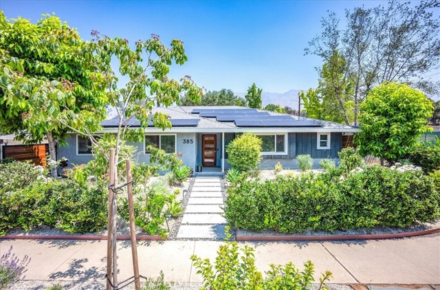 Detail Gallery Image 3 of 37 For 385 E Mendocino St, Altadena,  CA 91001 - 4 Beds | 2/1 Baths