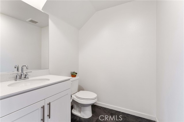 Detail Gallery Image 11 of 27 For 3740 S Allston Paseo #7,  Ontario,  CA 91761 - 3 Beds | 2/1 Baths