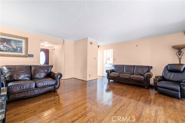 Detail Gallery Image 16 of 29 For 633 S Echo, Anaheim,  CA 92804 - 4 Beds | 2 Baths