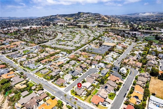 27492 Via Valor, Dana Point CA: https://media.crmls.org/medias/486e385c-6eeb-46c7-8920-ab5e7a62301e.jpg