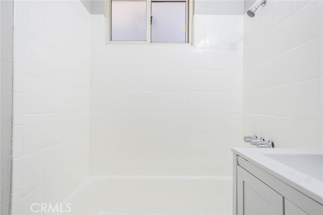 35277 Walnut Street, Barstow CA: https://media.crmls.org/medias/486e41b1-5803-4099-97ae-77b4a76e0356.jpg