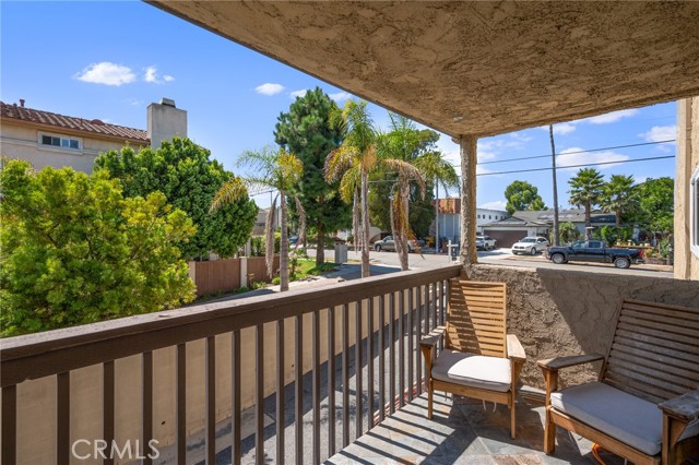 Detail Gallery Image 11 of 22 For 720 Meyer Ln #102,  Redondo Beach,  CA 90278 - 2 Beds | 2 Baths