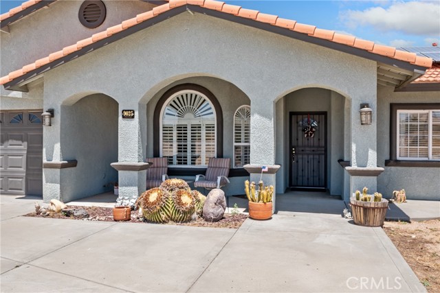 Image 2 for 9025 Daisy Rd, Oak Hills, CA 92344