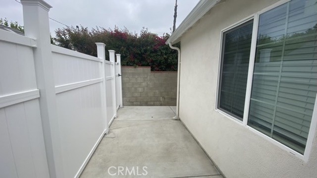 https://media.crmls.org/medias/486f8e4c-7648-4561-bc14-cbf197072f60.jpg?preset=X-Large