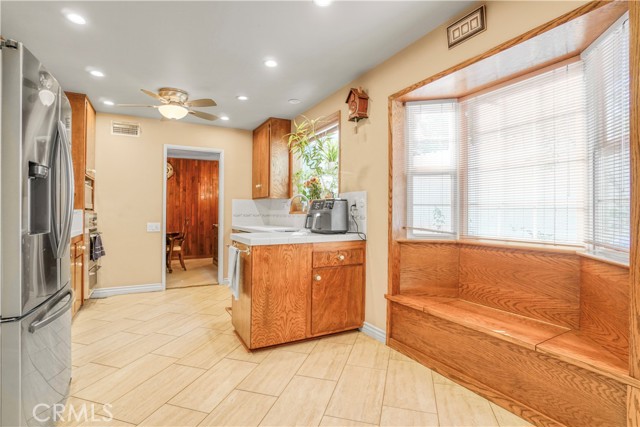 Detail Gallery Image 27 of 44 For 24206 Saint Edens Circle, West Hills,  CA 91307 - 3 Beds | 2 Baths