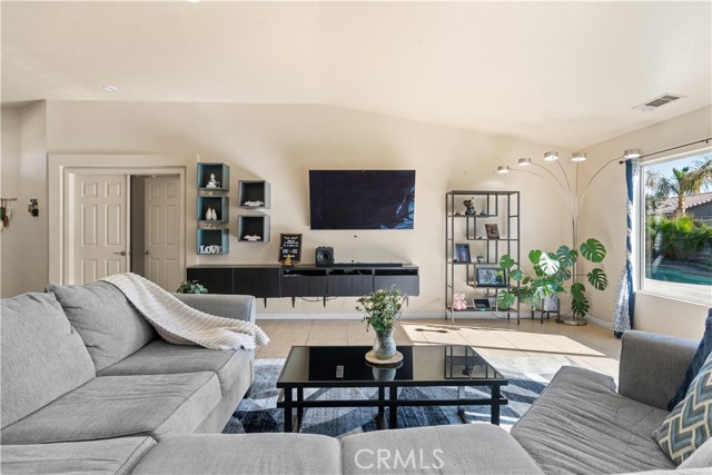 Detail Gallery Image 5 of 28 For 44658 Franklin Ct, La Quinta,  CA 92253 - 4 Beds | 3/1 Baths