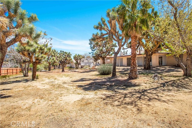 Detail Gallery Image 28 of 53 For 56830 Desert Gold Dr, Yucca Valley,  CA 92284 - 2 Beds | 2 Baths