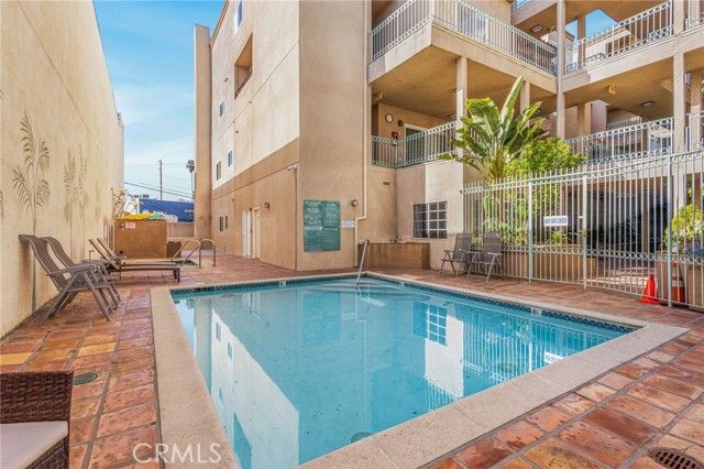 Detail Gallery Image 48 of 66 For 10626 Valley Spring #103,  Toluca Lake,  CA 91602 - 2 Beds | 2 Baths