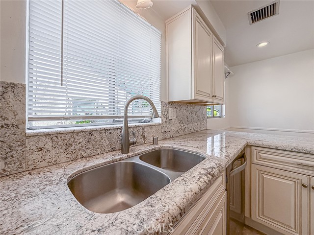 Detail Gallery Image 26 of 55 For 15550 Otsego St, Encino,  CA 91436 - 3 Beds | 2 Baths