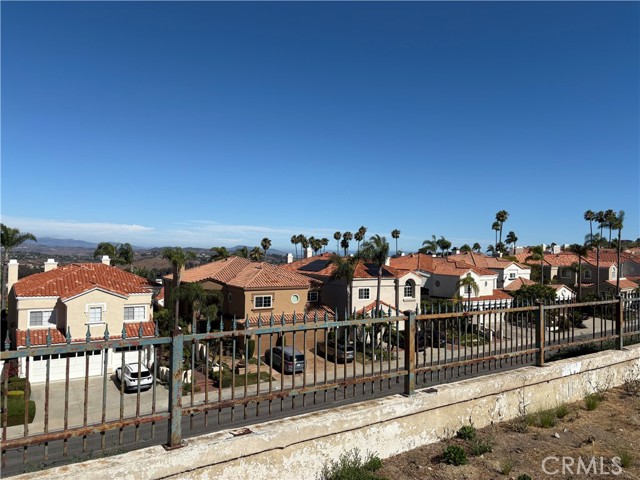 22 Coronado Pointe, Laguna Niguel CA: https://media.crmls.org/medias/487371a1-4069-4f55-98ad-51b691d9f2f1.jpg