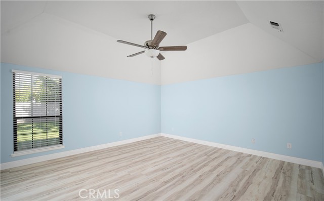 Image 6 of 33 For 791 Redwood Avenue