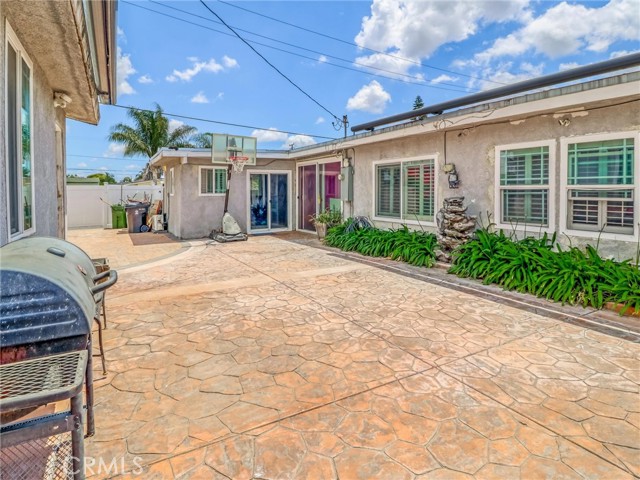 1401 W 165th Street, Compton CA: https://media.crmls.org/medias/4873c91b-f9d3-4ab7-aa59-fd0b665395eb.jpg