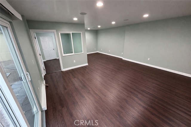 Detail Gallery Image 22 of 31 For 7817 Nagle Ave, North Hollywood,  CA 91605 - 4 Beds | 3 Baths