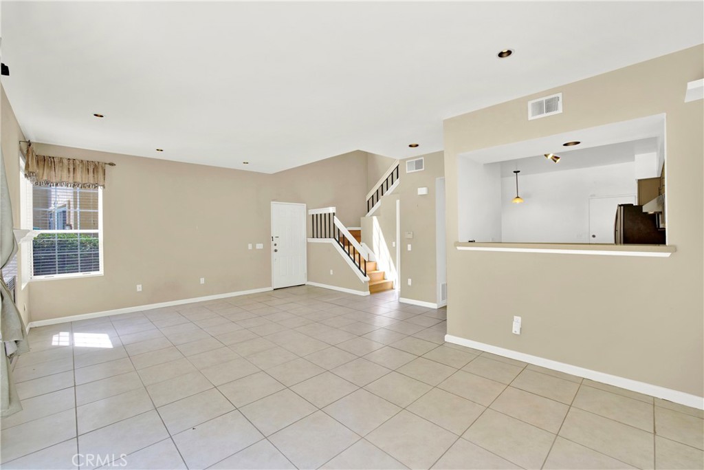 MLS #OC25095219 img 5