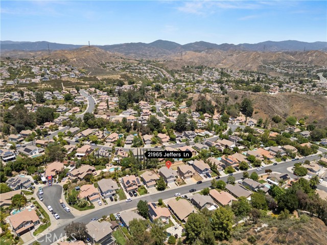Detail Gallery Image 42 of 47 For 21965 Jeffers Ln, Saugus,  CA 91350 - 5 Beds | 3 Baths