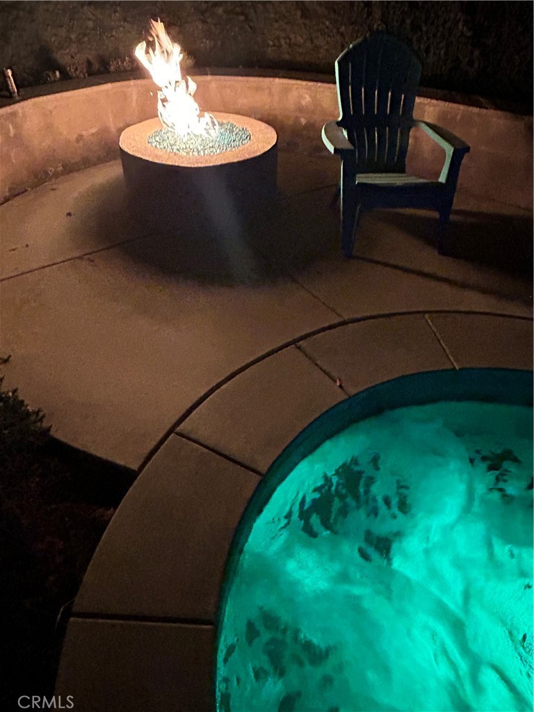 https://media.crmls.org/medias/4874ec5c-357e-4695-8e3f-4f80d1af29d7.jpg?preset=X-Large