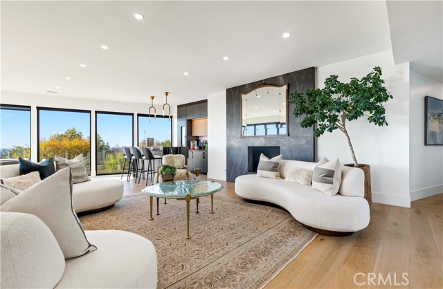 Detail Gallery Image 12 of 75 For 2720 Pebble, Corona Del Mar,  CA 92625 - 5 Beds | 4/1 Baths