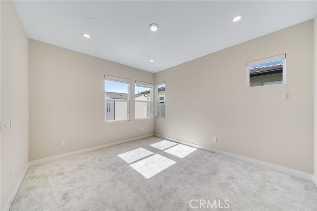 Detail Gallery Image 31 of 42 For 200 Holliston, Lake Forest,  CA 92630 - 4 Beds | 4 Baths