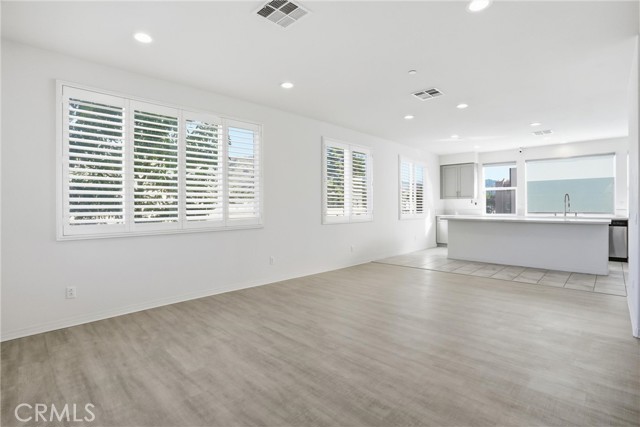 Detail Gallery Image 16 of 34 For 811 N Dalton Ave #105,  Azusa,  CA 91702 - 4 Beds | 3/1 Baths