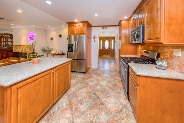 10165 Sully Drive, Sun Valley CA: https://media.crmls.org/medias/48796d53-bf53-4f31-a039-9f7ea8bce2db.jpg
