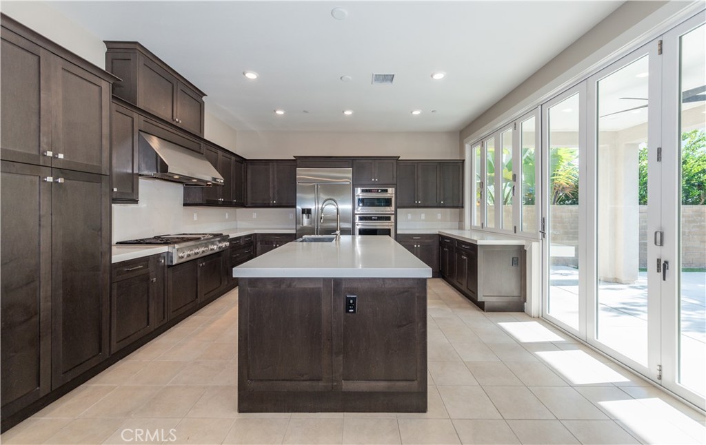 487993e0 Ec91 40bb Bbc7 B84fa5e8be03