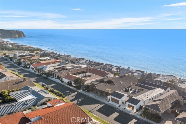33771 Cabrillo, Dana Point CA: https://media.crmls.org/medias/4879f2bd-0b3d-4d64-985d-22cc2e914731.jpg
